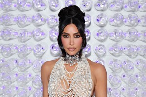 Kim Kardashian attends The 2023 Met Gala Celebrating "Karl Lagerfeld: A Line Of Beauty" at The Metropolitan Museum of Art on May 01, 2023 in New York City.