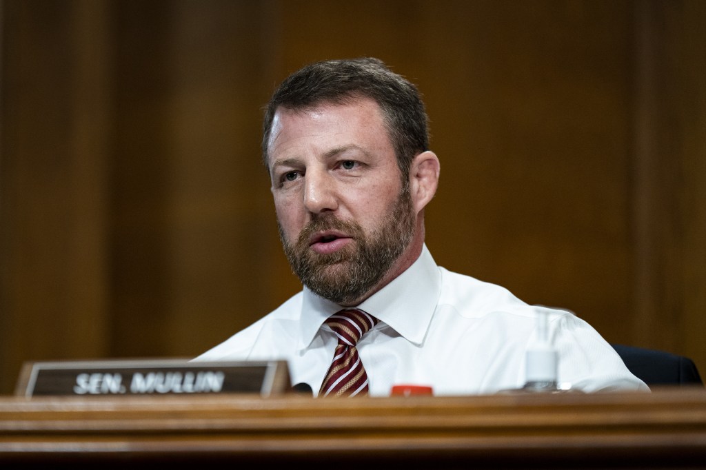 markwayne mullin