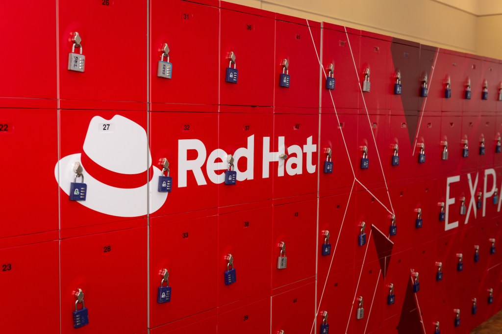 red_hat_logo_2