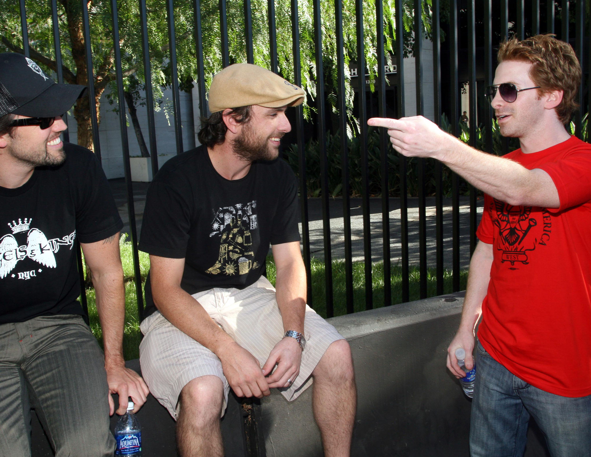 always sunny rob mcelhenny charlie day seth green actor protest hollywood strike 2007