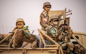 Nigerian soldiers drive out of Bundeswehr camp in Tillia.