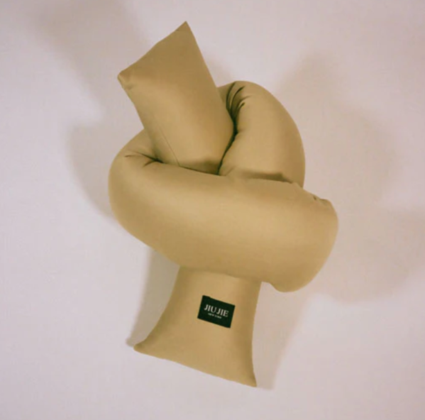 jiu jie knot pillow