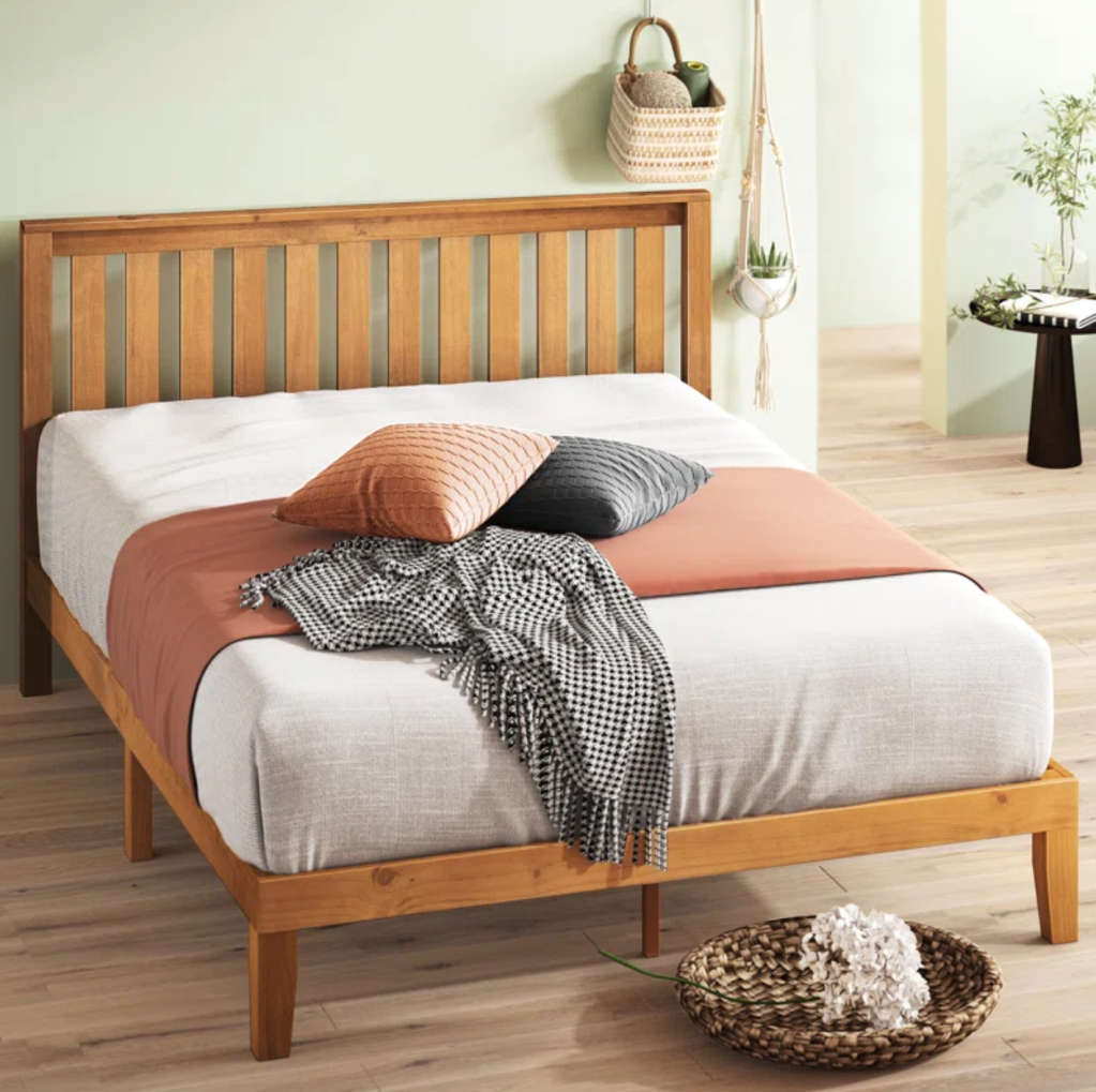 Sawiris Solid Wood Bed