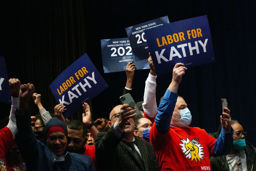 labor for kathy hochul signs