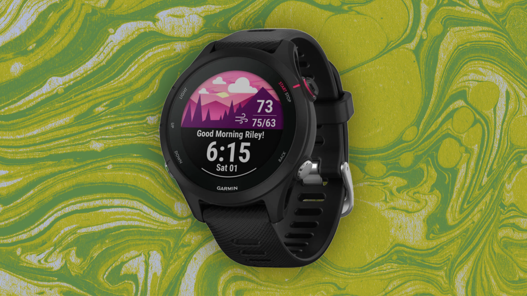 Review: I Tried (and Loved) the Garmin Forerunner 255S Smartwatch