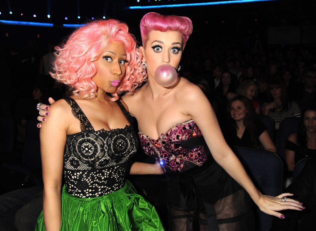 Nicki Minaj and Katy Perry in the audience at the 2011 American Music Awards