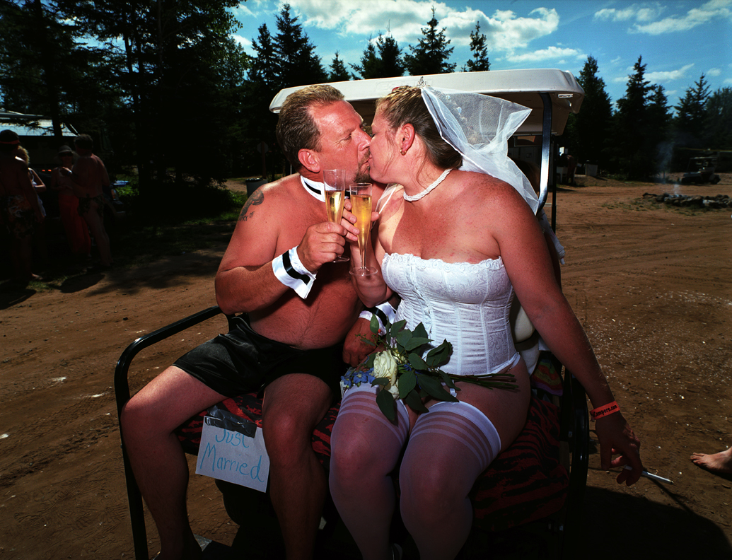 swingers get married on a golf cart