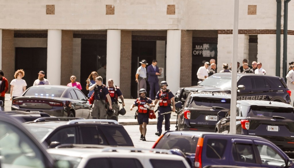 Police officers on the scene of a reported shooting at Apalachee High School in Winder, Georgia. Photo by ERIK S LESSER/EPA-EFE/Shutterstock.