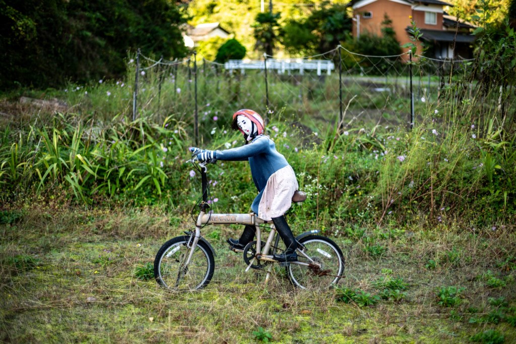 An Aging Japanese Village Put Life-Sized Dolls Everywhere to Feel More Alive