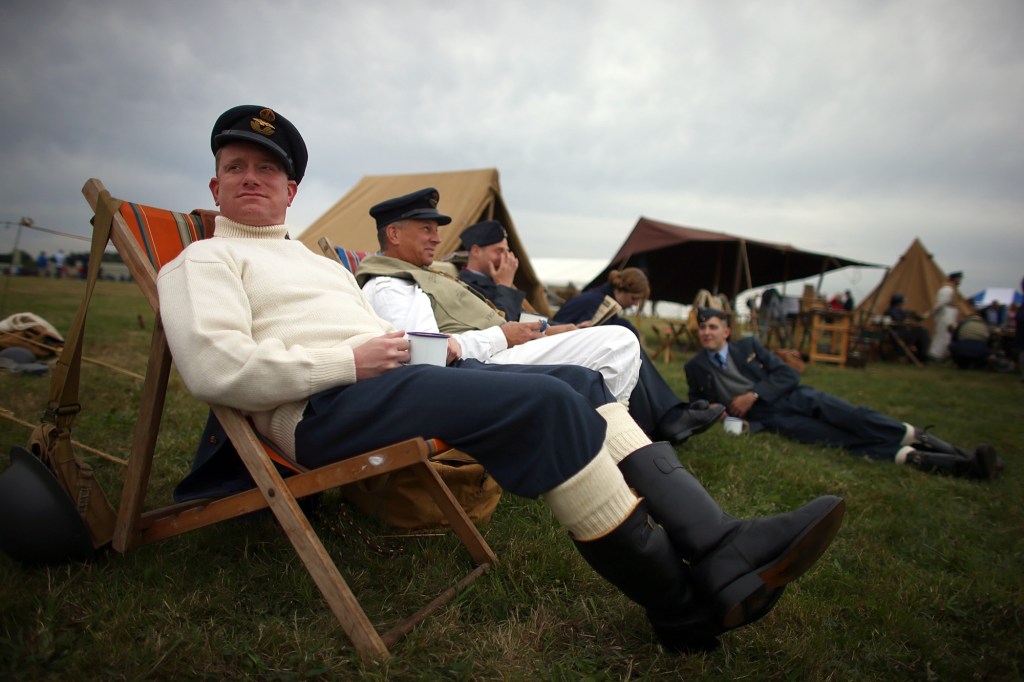 Massachusetts Restaurant Temporarily Closes After World War II Nazi Reenactors Eat There