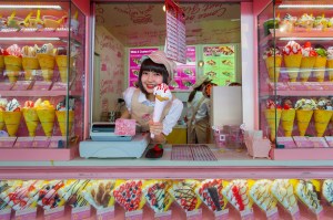 ice-cream-topped-raw-whale-meat-japanese-market