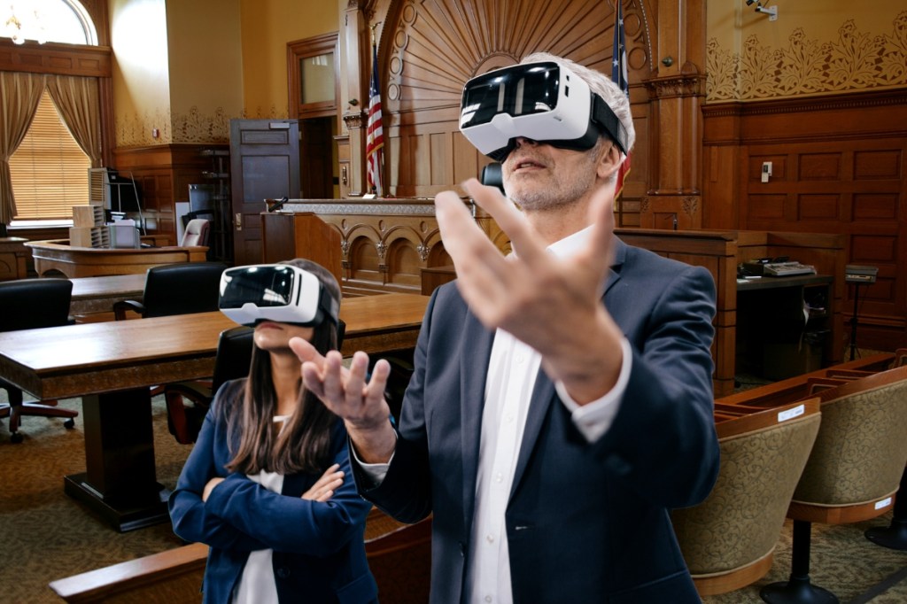 judges-are-using-virtual-reality-headsets-in-the-courtroom