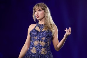 taylor-swift-gave-out-nearly-200-million-in-bonuses-to-eras-tour-staff