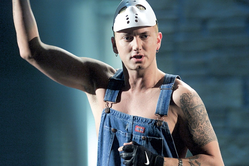 old-eminem-diss-track-against-ja-rule-and-suge-knight-surfaces-and-its-a-mean-one